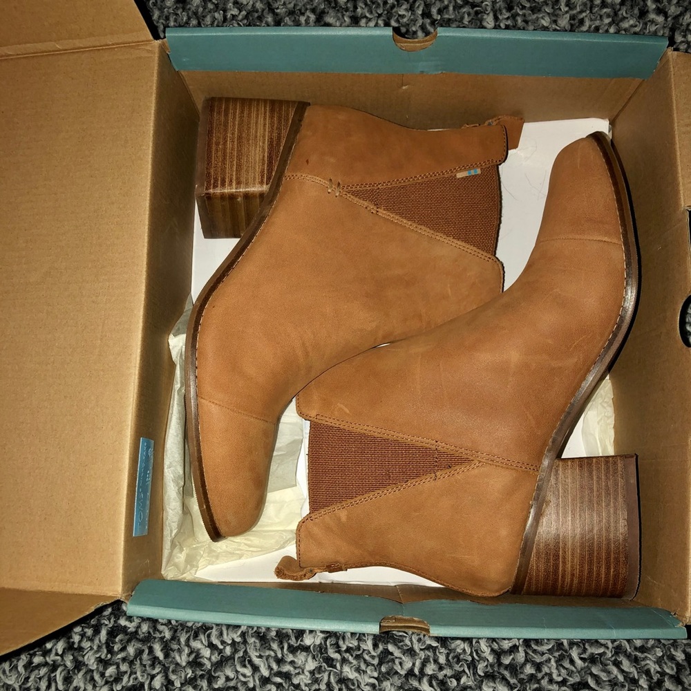 Tan Leather TOMS Esme Boots